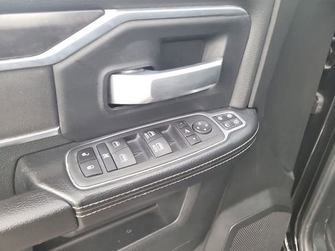 Used 2024 RAM 2500 Big Horn AWD/4WD image 15