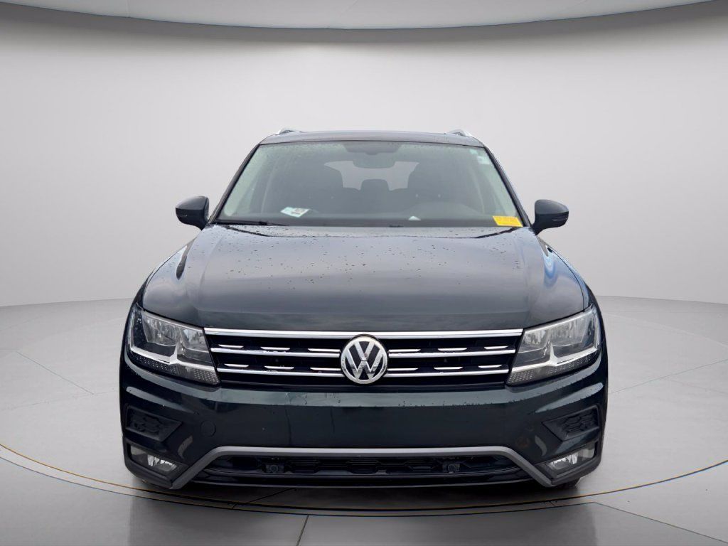Used 2019 Volkswagen Tiguan SEL FWD image 3