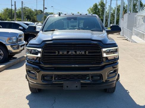Used 2022 RAM 3500 Laramie AWD/4WD image 3