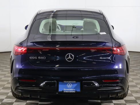 Used 2023 Mercedes-Benz EQS 580 4MATIC Sedan image 17