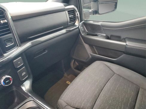 Used 2022 Ford F150 XLT w/ Equipment Group 302A High image 18