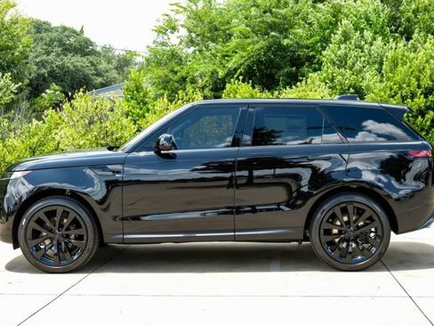New 2026 Land Rover Range Rover Sport SE AWD/4WD image 12