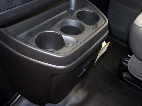 New 2024 GMC Savana 3500 w/ Power Convenience Package image 17