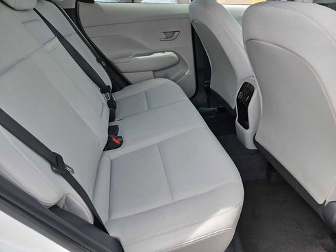 Certified 2025 Hyundai Kona SEL FWD image 20