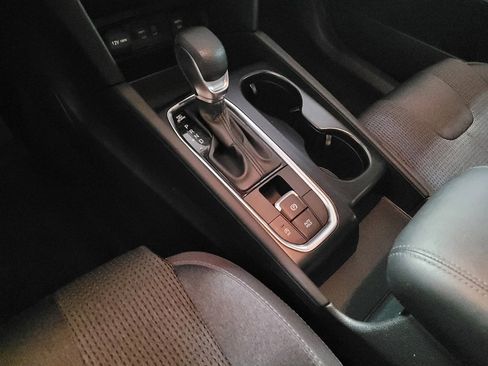 Used 2020 Hyundai Santa Fe SE image 26