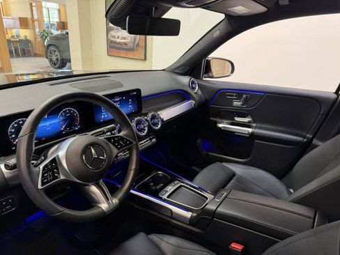 Certified 2025 Mercedes-Benz GLB 250 image 7