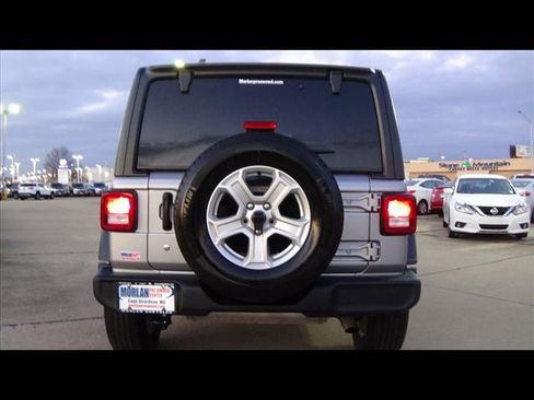 Used 2020 Jeep Wrangler Unlimited Sport w/ Cold Weather Group image 6