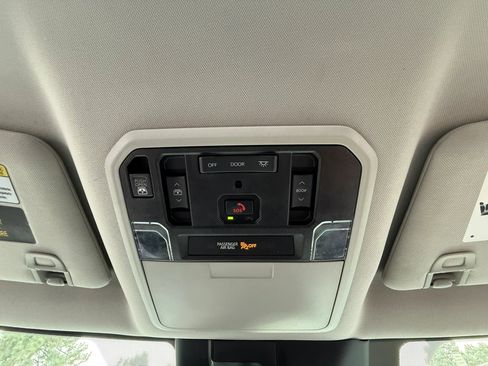 Used 2022 Toyota Tundra Limited AWD/4WD image 55