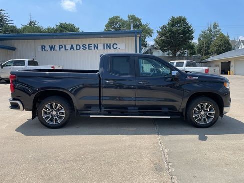 Used 2023 Chevrolet Silverado 1500 LT image 18