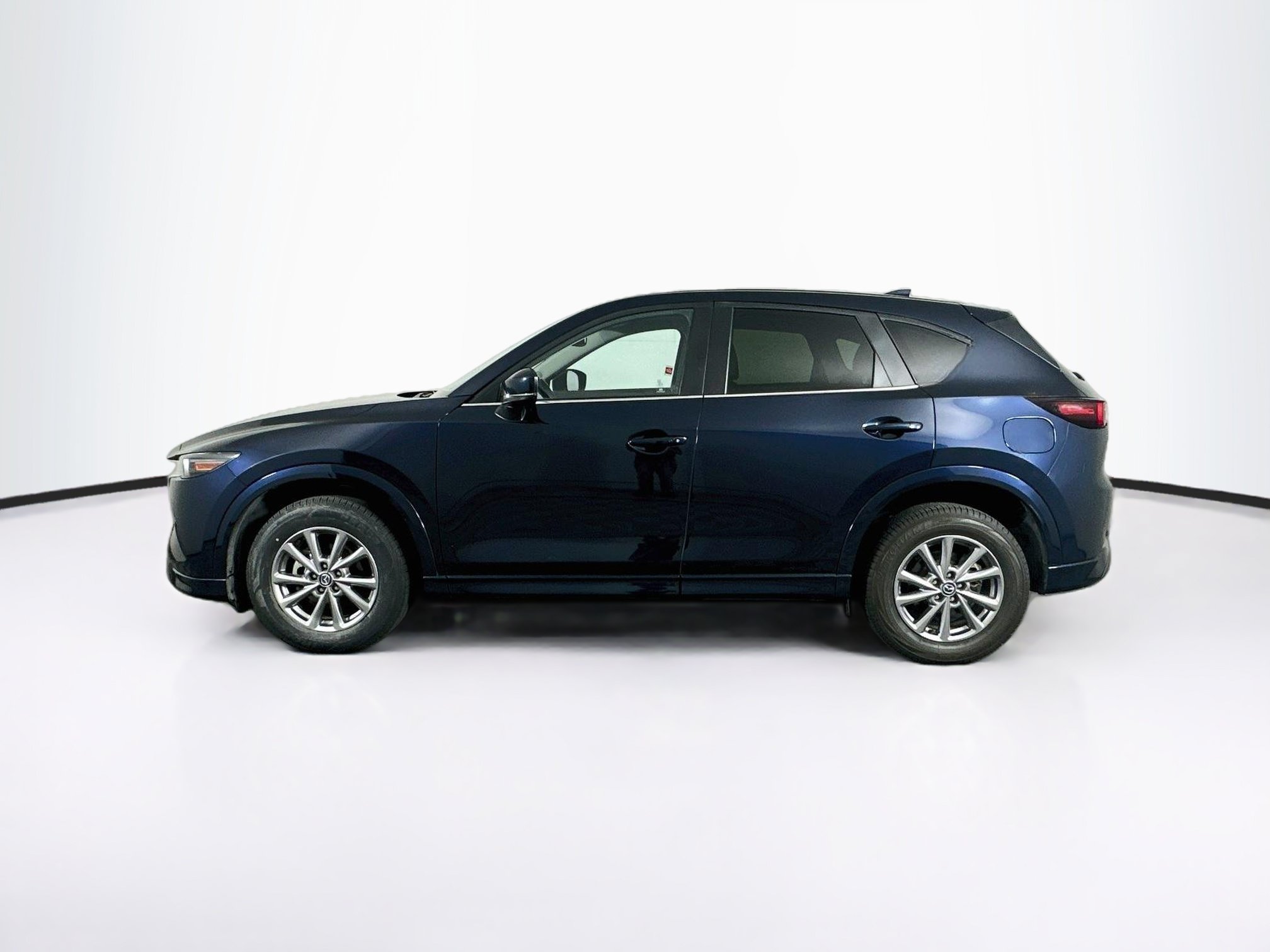 Used 2025 MAZDA CX-5 AWD 2.5 S w/ Preferred Package image 4