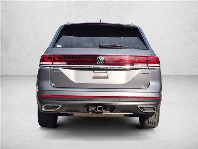 Used 2024 Volkswagen Atlas SEL AWD/4WD image 6