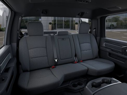 New 2026 RAM 2500 Big Horn AWD/4WD image 16