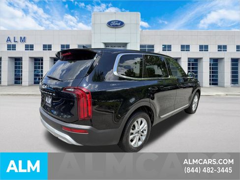 Used 2022 Kia Telluride LX AWD/4WD image 5