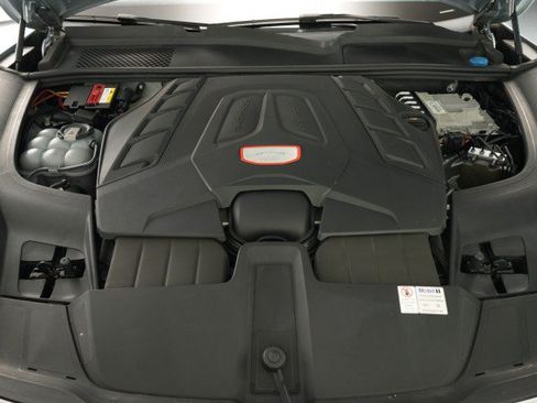 Used 2019 Porsche Cayenne Turbo AWD/4WD image 78