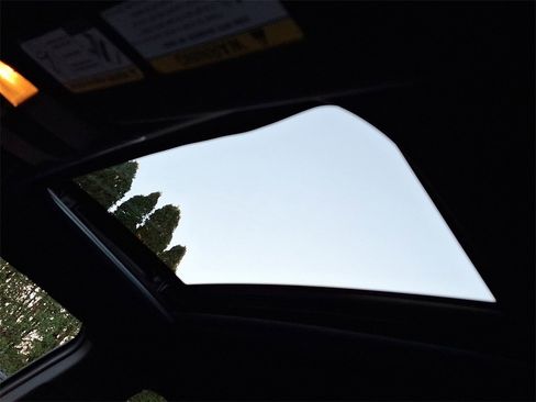 Used 2020 Mitsubishi Outlander SEL image 16