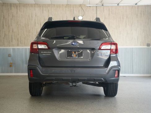 Used 2019 Subaru Outback 2.5i Premium AWD/4WD image 8