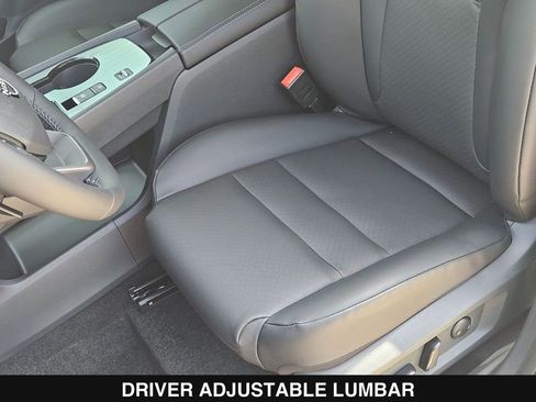 New 2026 Nissan Rogue SV FWD image 16