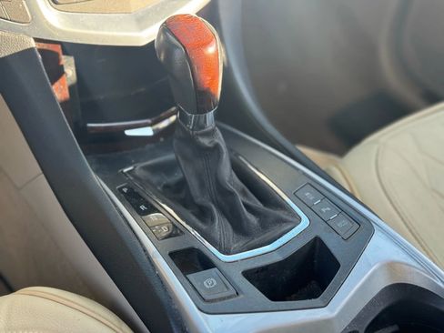 Used 2012 Cadillac SRX Luxury image 20