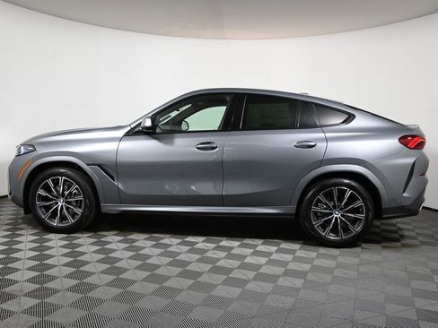 New 2026 BMW X6 xDrive40i w/ Climate Comfort Package image 2