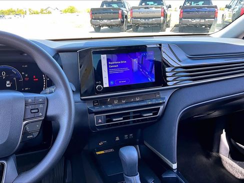 Used 2025 Toyota Camry LE FWD image 6