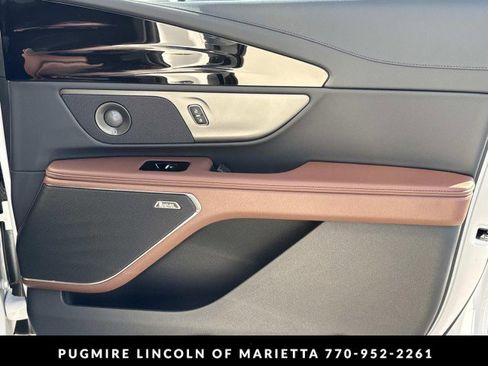 New 2026 Lincoln Nautilus Reserve image 14