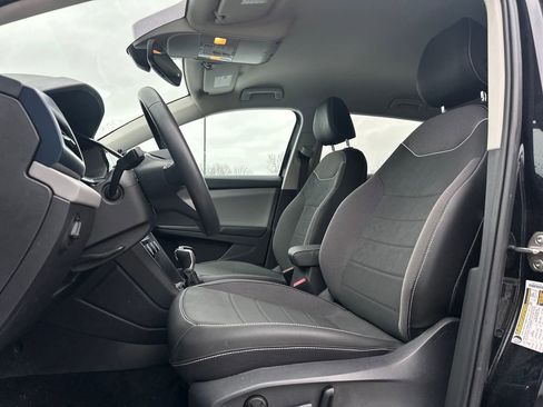 Certified 2023 Volkswagen Taos SE AWD/4WD image 3