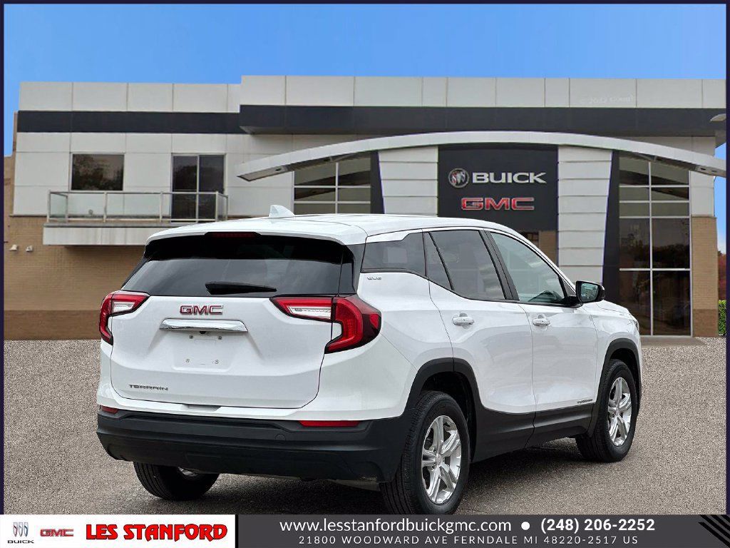 Certified 2023 GMC Terrain SLE FWD image 6