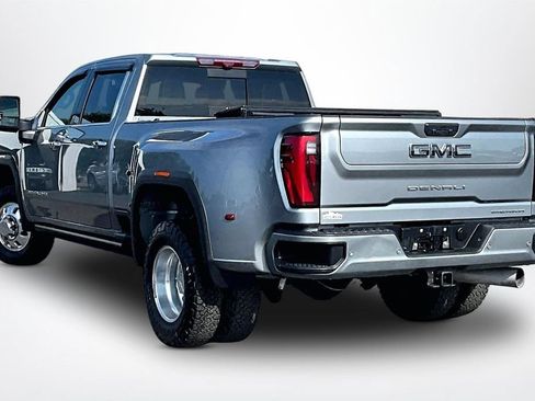 Used 2024 GMC Sierra 3500 Denali Ultimate AWD/4WD image 5