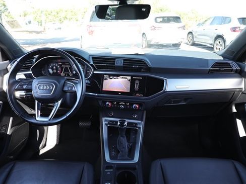 Used 2024 Audi Q3 2.0T Premium AWD/4WD image 33