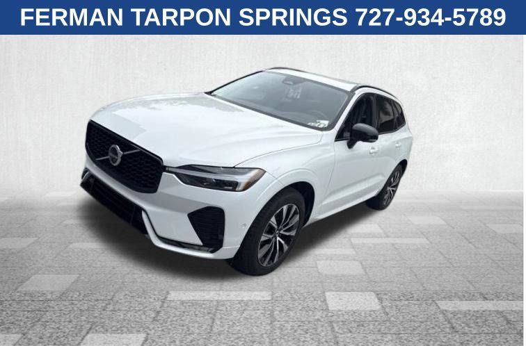 Used 2024 Volvo XC60 B5 Plus AWD/4WD image 3