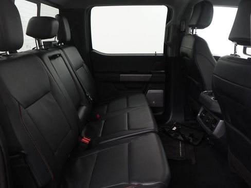 Used 2023 Ford F250 Lariat image 11