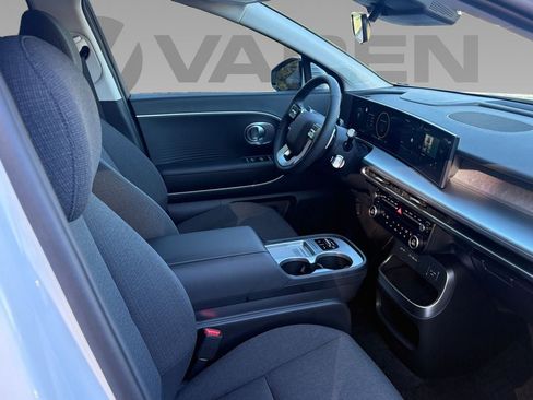 New 2026 Hyundai Ioniq 9 S image 6