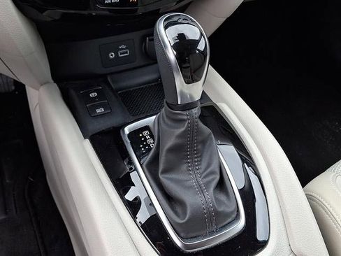 Used 2022 Nissan Rogue Sport SV w/ Technology Package image 14