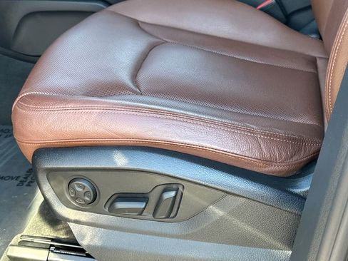 Used 2018 Audi Q7 3.0T Prestige w/ Prestige Package image 24