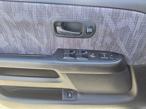 Used 2003 Honda CR-V LX image 10