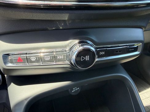 Used 2023 Volvo C40 P8 Recharge Plus w/ Protection Package Premier AWD/4WD image 24