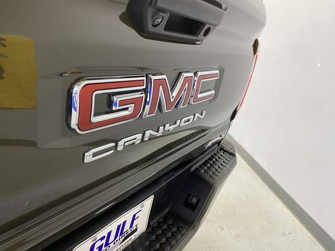 Used 2024 GMC Canyon AT4 image 16