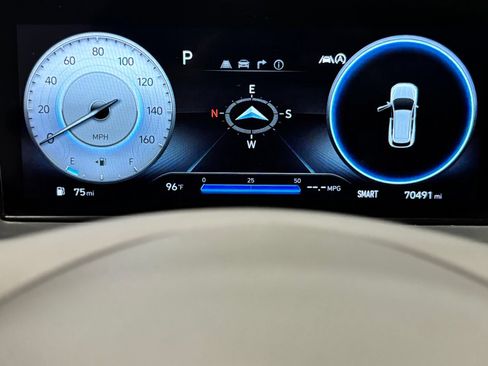 Certified 2022 Hyundai Tucson Limited FWD image 13