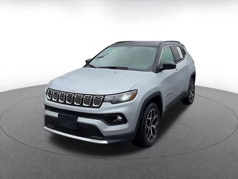 Used 2025 Jeep Compass Limited AWD/4WD image 7