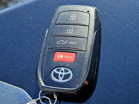 Used 2024 Toyota Tundra Platinum w/ TRD Off-Road Package AWD/4WD image 42