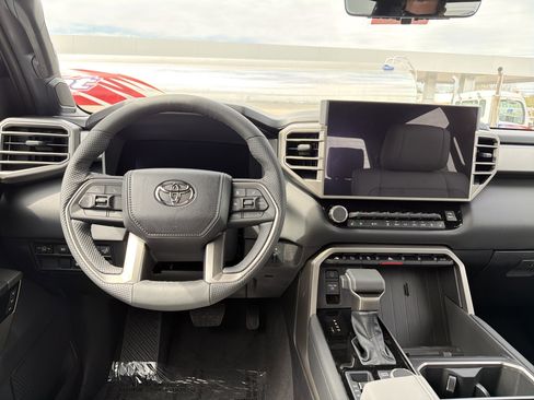 New 2026 Toyota Tundra Limited AWD/4WD image 12