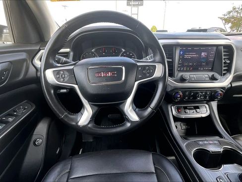 Used 2020 GMC Acadia SLT image 6