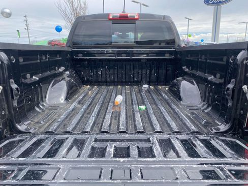 Used 2017 Chevrolet Colorado Z71 image 10