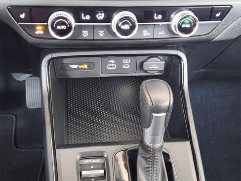 Certified 2025 Honda CR-V EX image 18