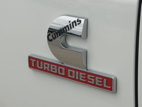 Used 2024 RAM 2500 Laramie w/ Safety Group AWD/4WD image 28