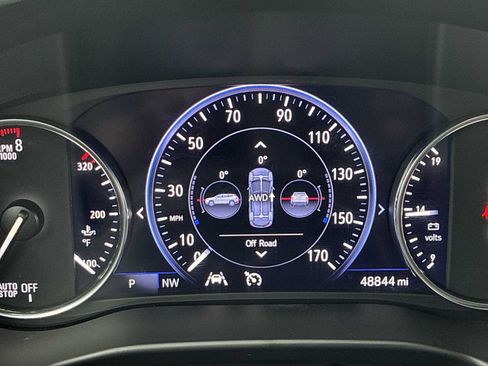 Used 2024 Buick Enclave Premium AWD/4WD image 10