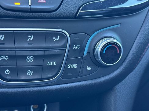 Used 2024 Chevrolet Equinox RS w/ RS Leather Package image 30