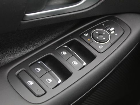 Used 2025 Hyundai Sonata SEL FWD image 30