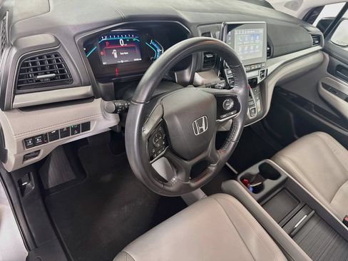 Used 2019 Honda Odyssey EX-L image 9