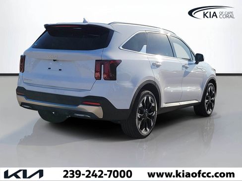 New 2026 Kia Sorento EX FWD image 4